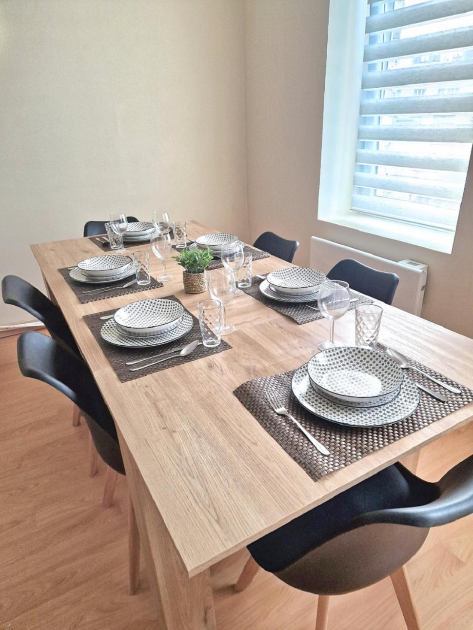 Spacieuce Maison Proche De Nausicaa, Gare Et Remparts, 3 Chambres, Free Parking, Netflix, Primes Video, Free Wifi Boulogne-sur-Mer Ngoại thất bức ảnh